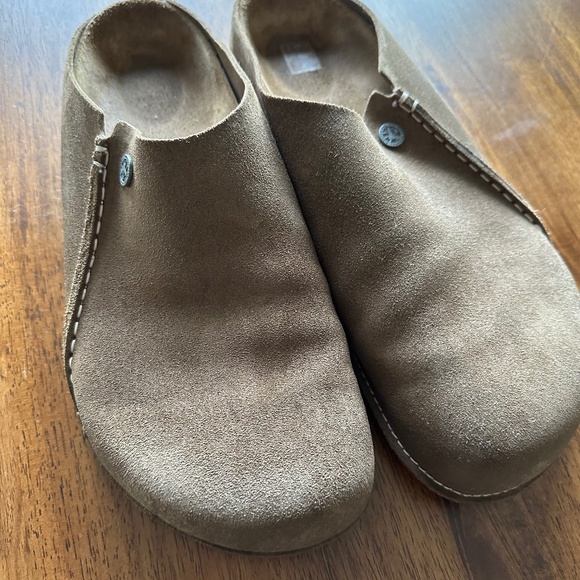 Sandals_&_Flip_Flops
